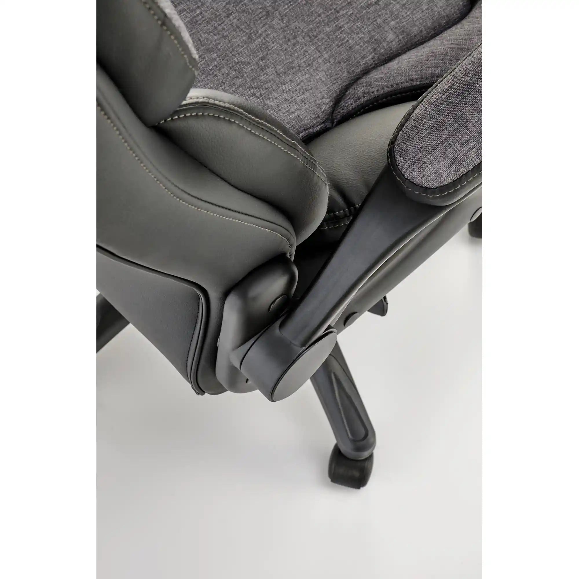 Scaun birou VALERIO, negru/gri, piele ecologica/panza, 67x69x120/128 cm