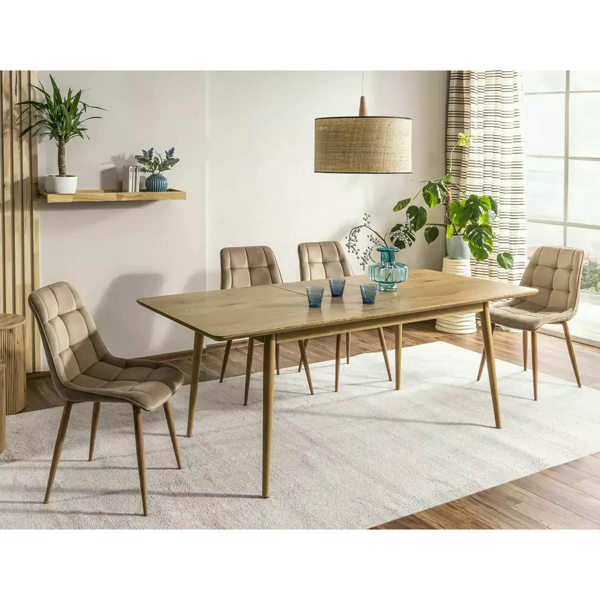 Scaun CHIC D, bej deschis - Bluvel 28, stofa catifelata/metal, 50x58x88 cm
