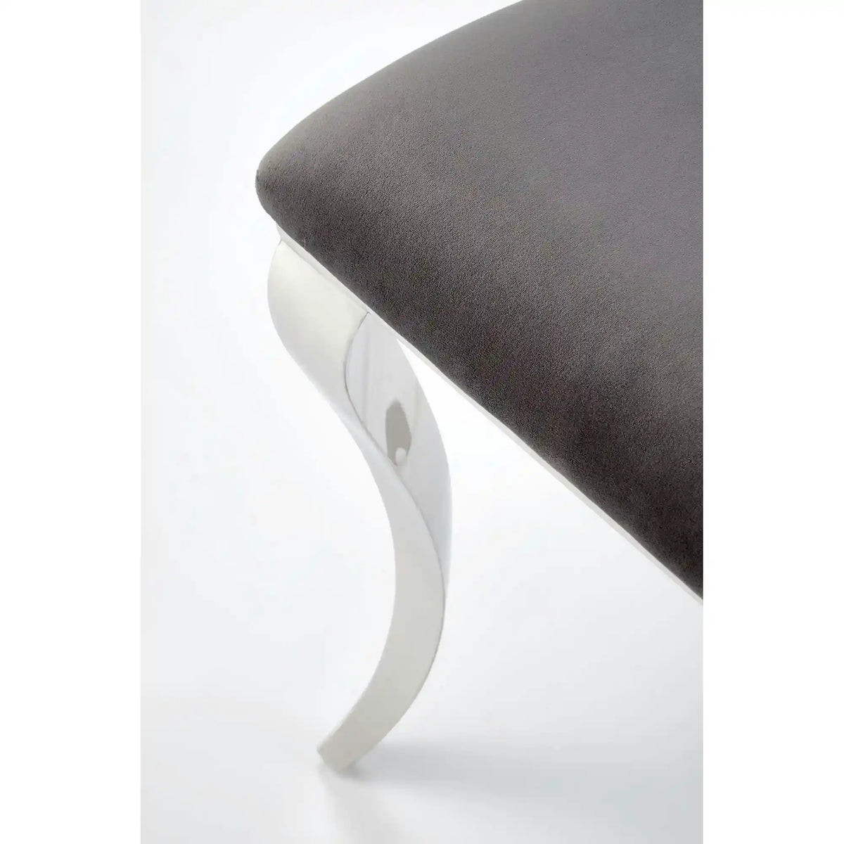 Scaun cromat K555, gri/argintiu, stofa catifelata/metal, 48x52x96 cm