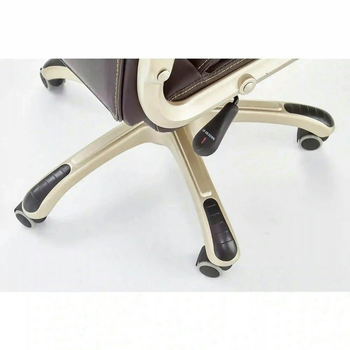 Scaun de birou DESMOND, maro inchis, piele ecologica, 67x70x112/119 cm
