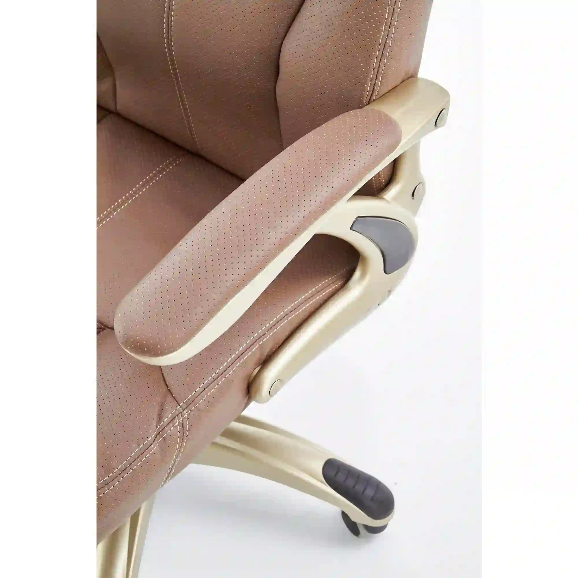 Scaun directorial CARLOS, maro deschis, piele ecologica perforata/metal, 66x70x106/114 cm