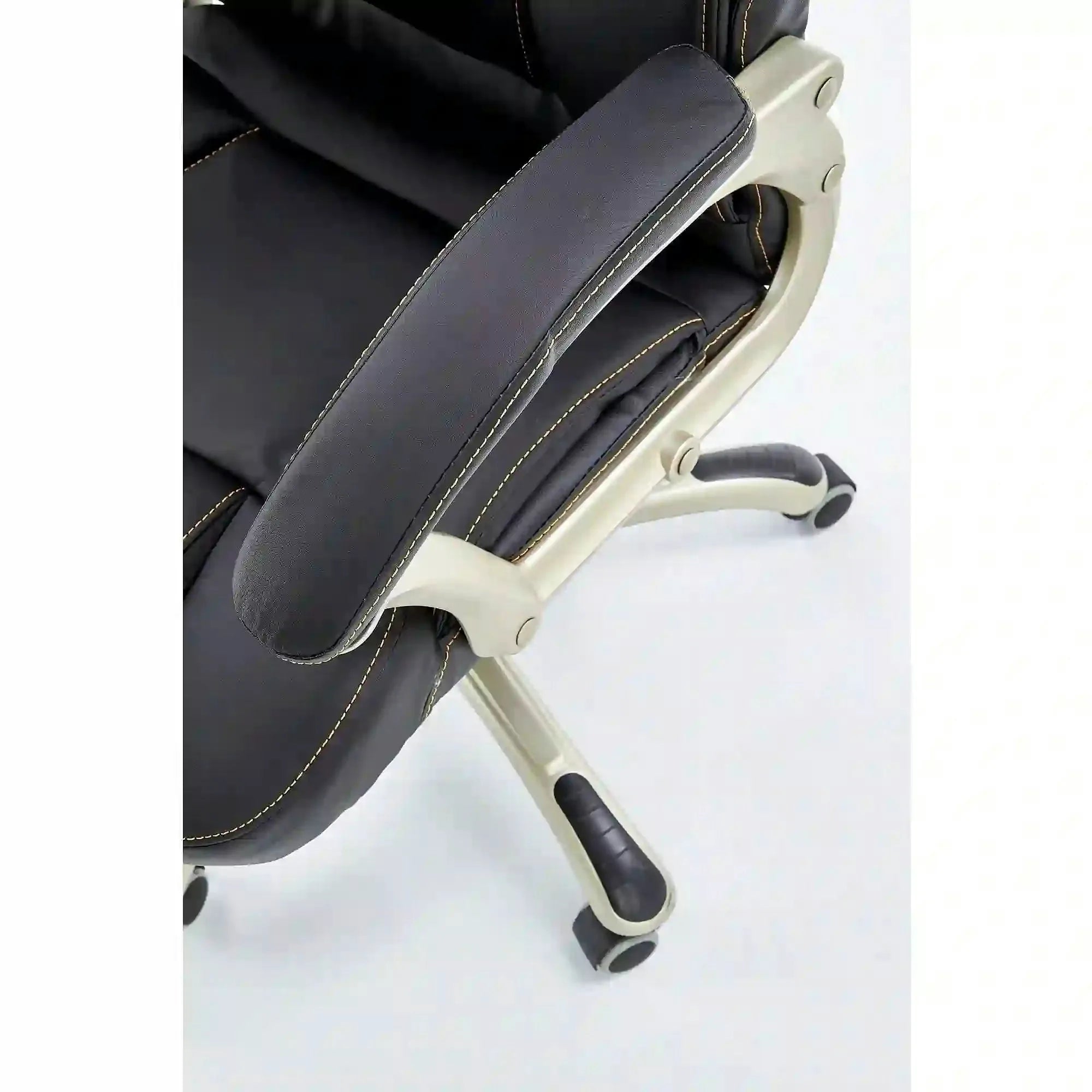 Scaun directorial DESMOND, negru, piele ecologica, 67x70x112/119 cm