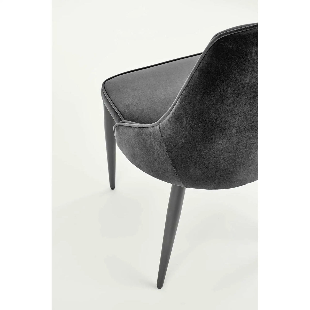 Scaun K365, stofa catifelata negru - Bluvel 19, 52x57x90 cm