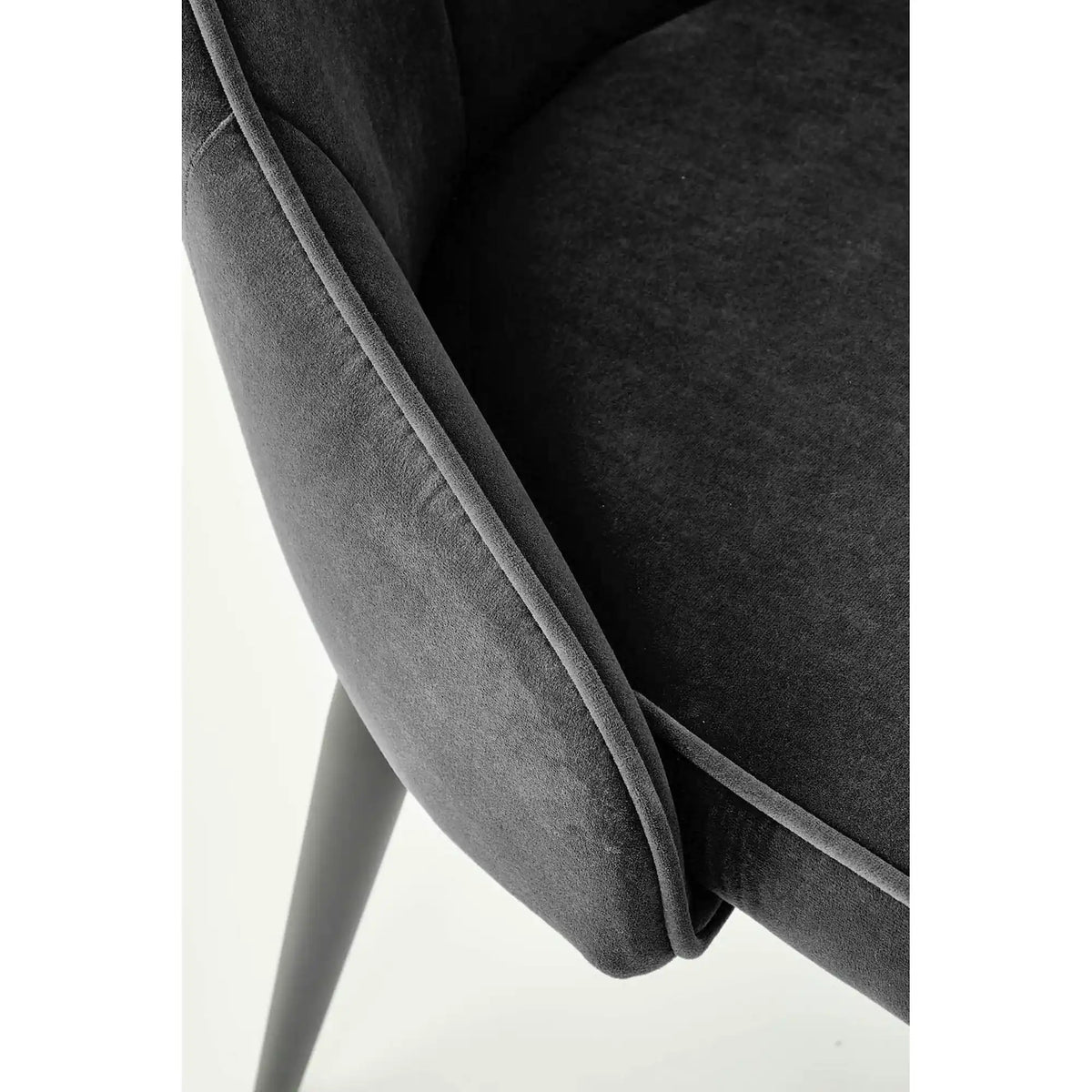 Scaun K365, stofa catifelata negru - Bluvel 19, 52x57x90 cm