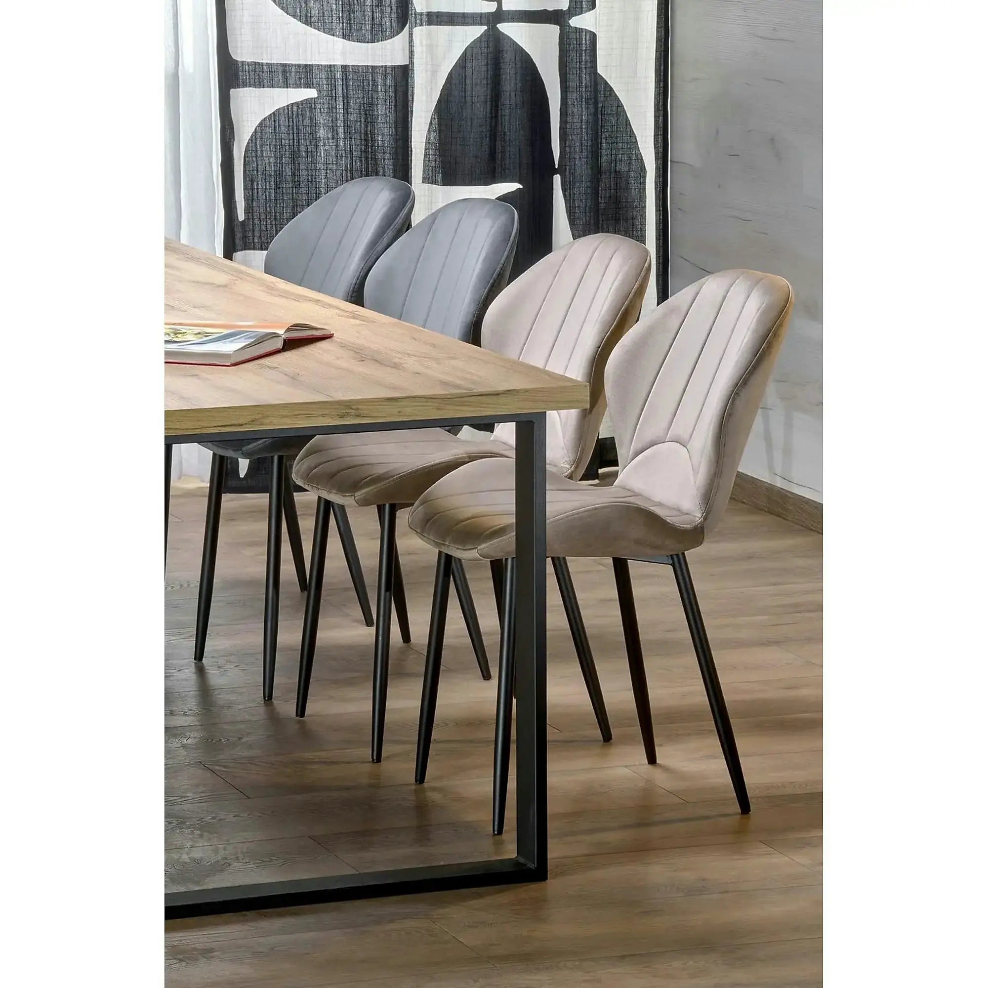 Scaun K538, bej/negru, stofa catifelata/metal, 48x57x85 cm