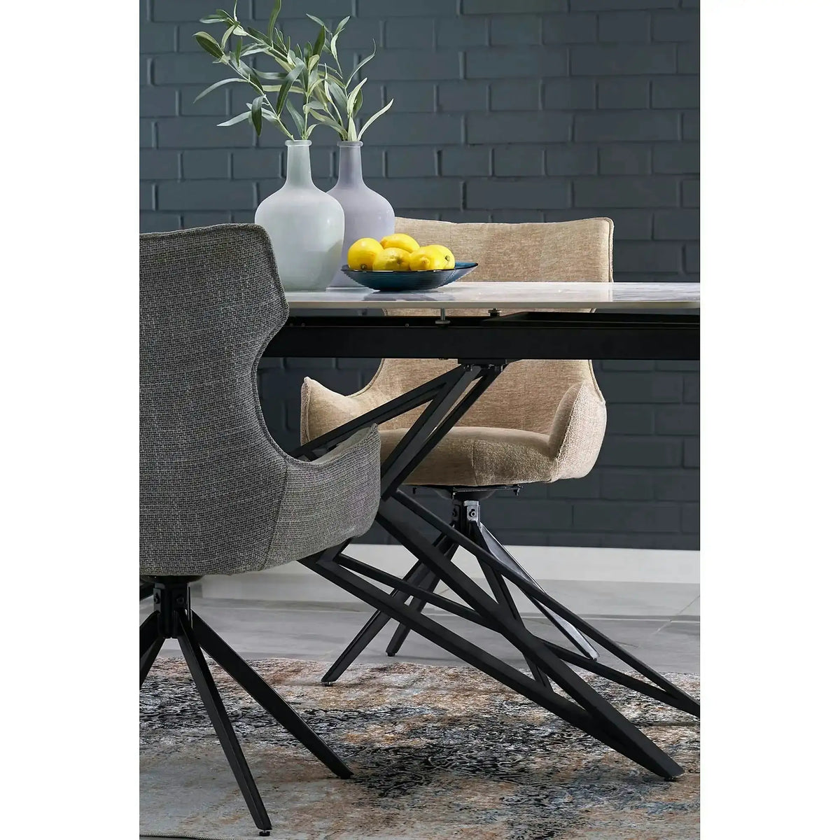 Scaun K573, bej/negru, stofa clasica/otel, 55x64x88 cm