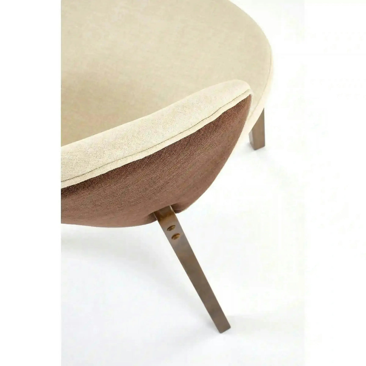 Scaun K583, bej/nuc, stofa clasica/lemn, 57x63x81 cm