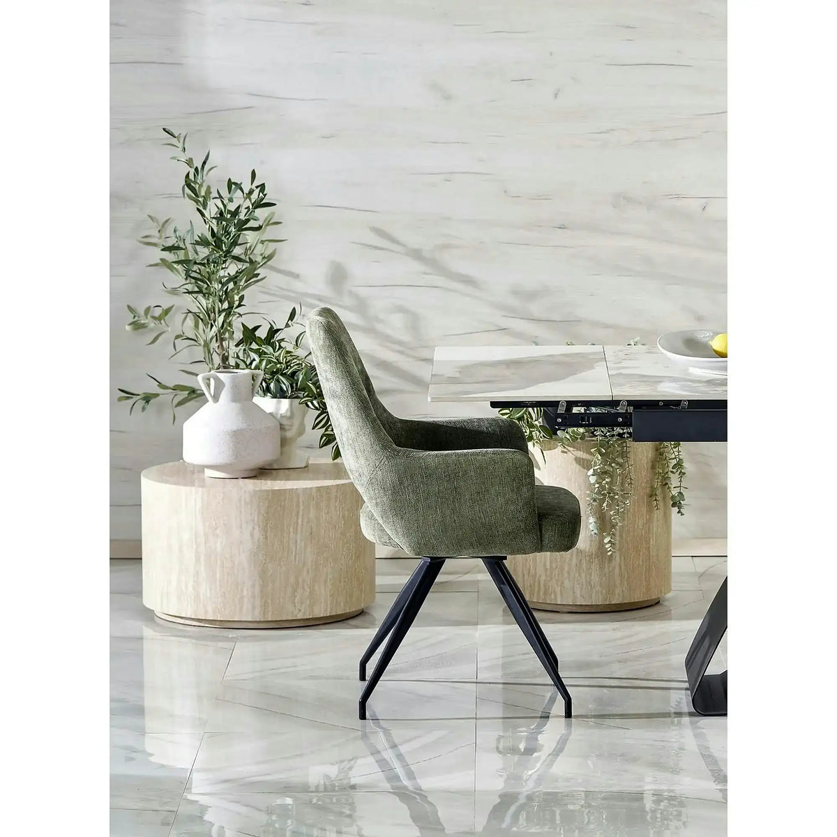 Scaun rotativ K542, bej/negru, stofa clasica/metal, 58x64x88 cm