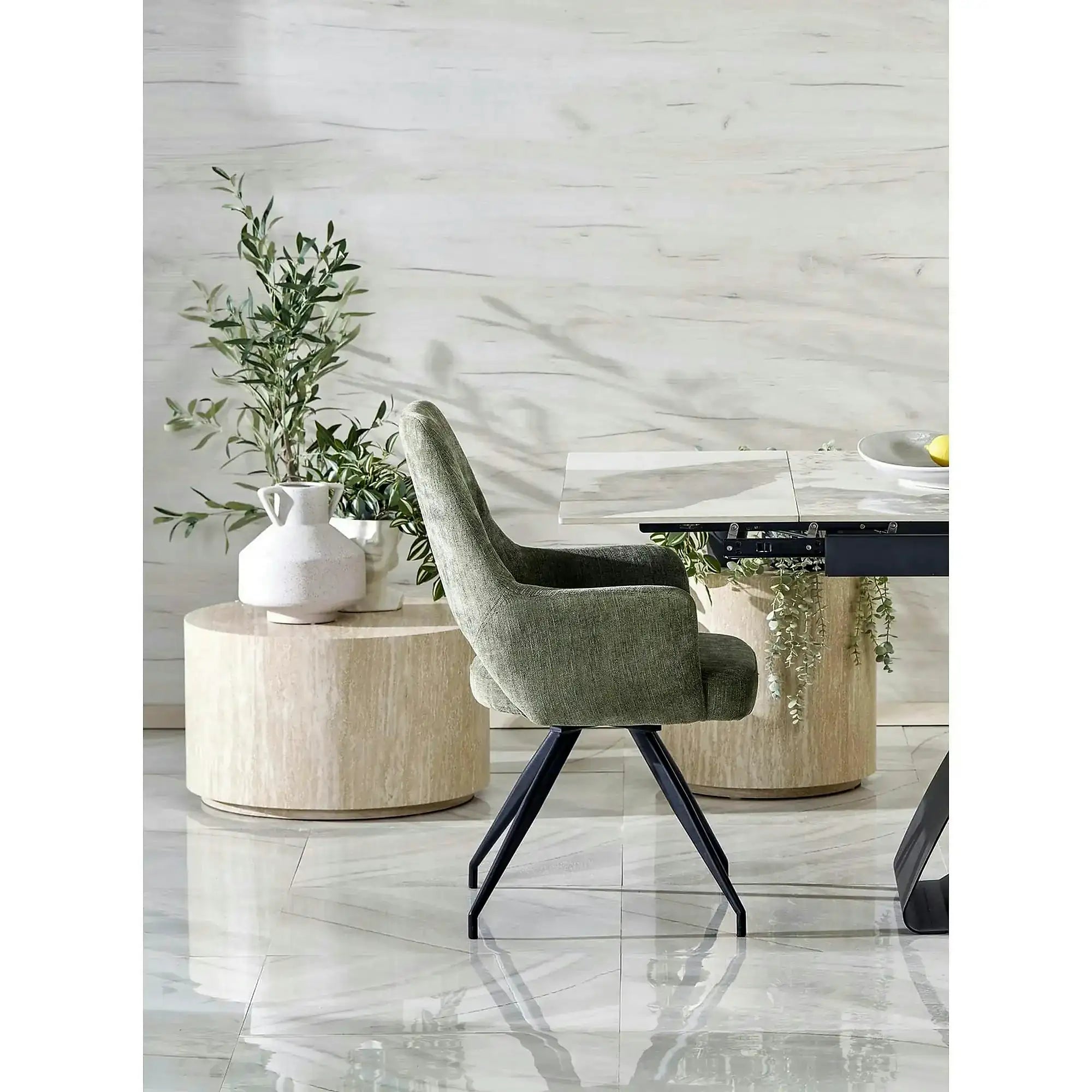 Scaun rotativ K542, bej/negru, stofa clasica/metal, 58x64x88 cm