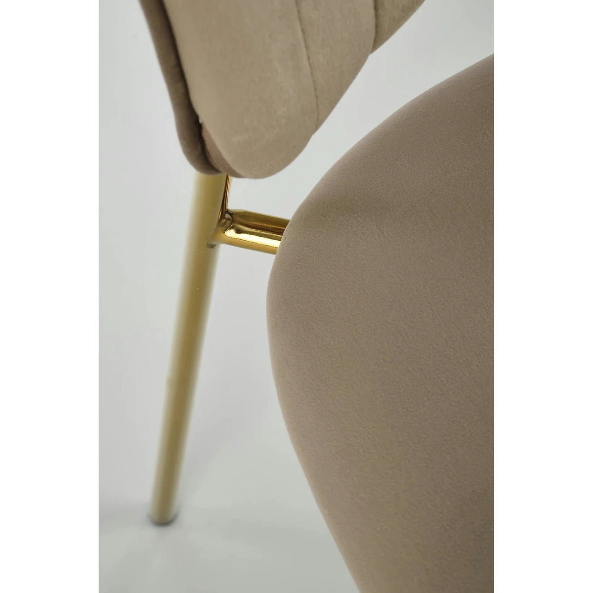 Scaun tapitat K499, bej/auriu, stofa catifelata, 47x56x85 cm