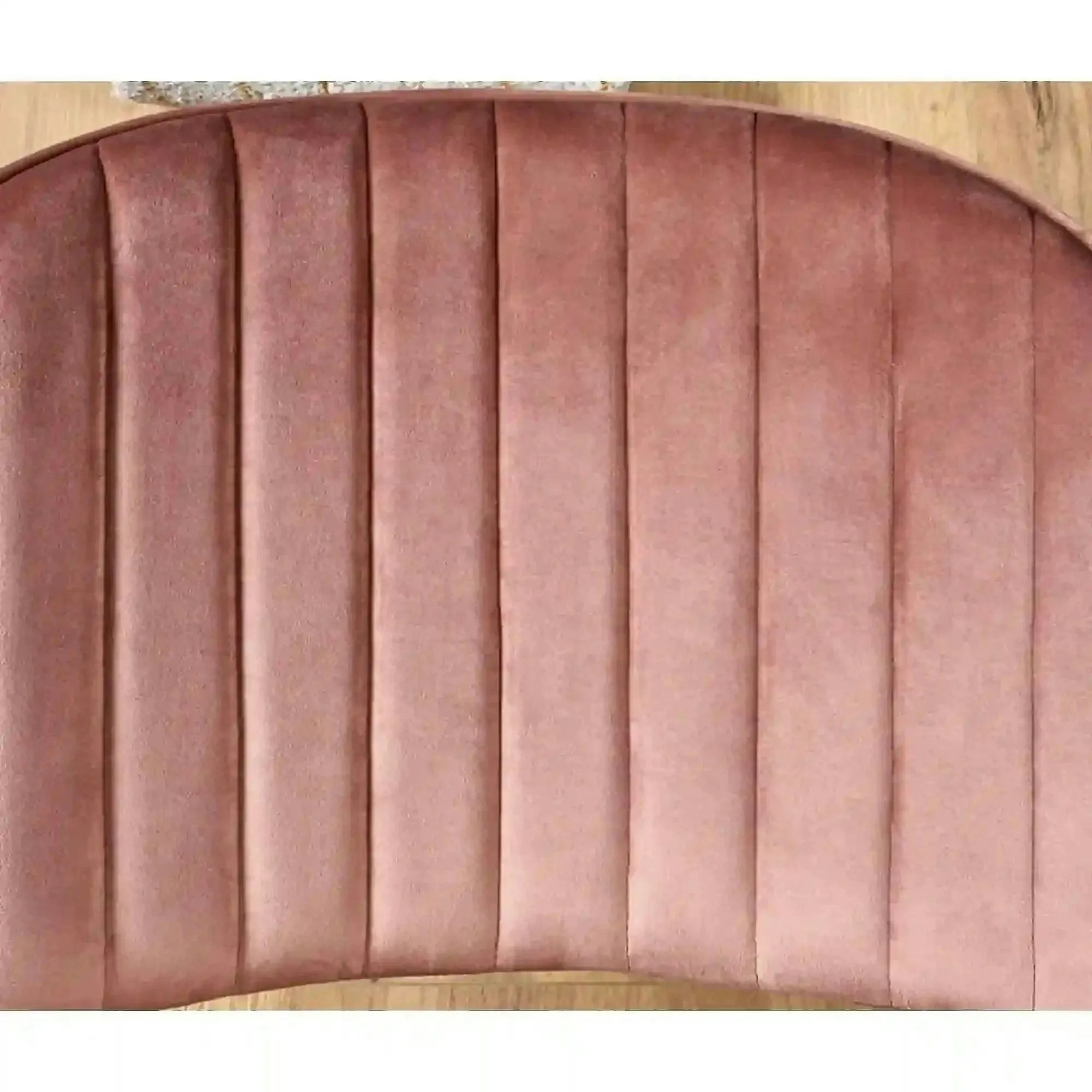 Scaun tapitat K499, roz/auriu, stofa catifelata, 47x56x85 cm