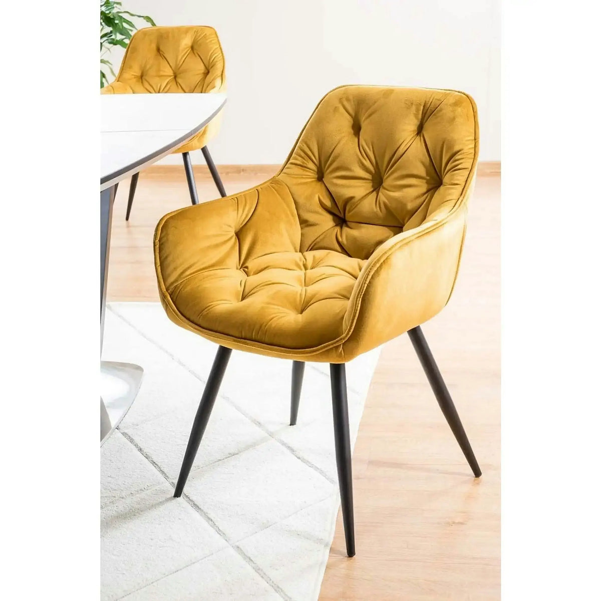 Scaun tapitat modern CHERRY, galben/negru, stofa catifelata/metal, 58x57x87 cm