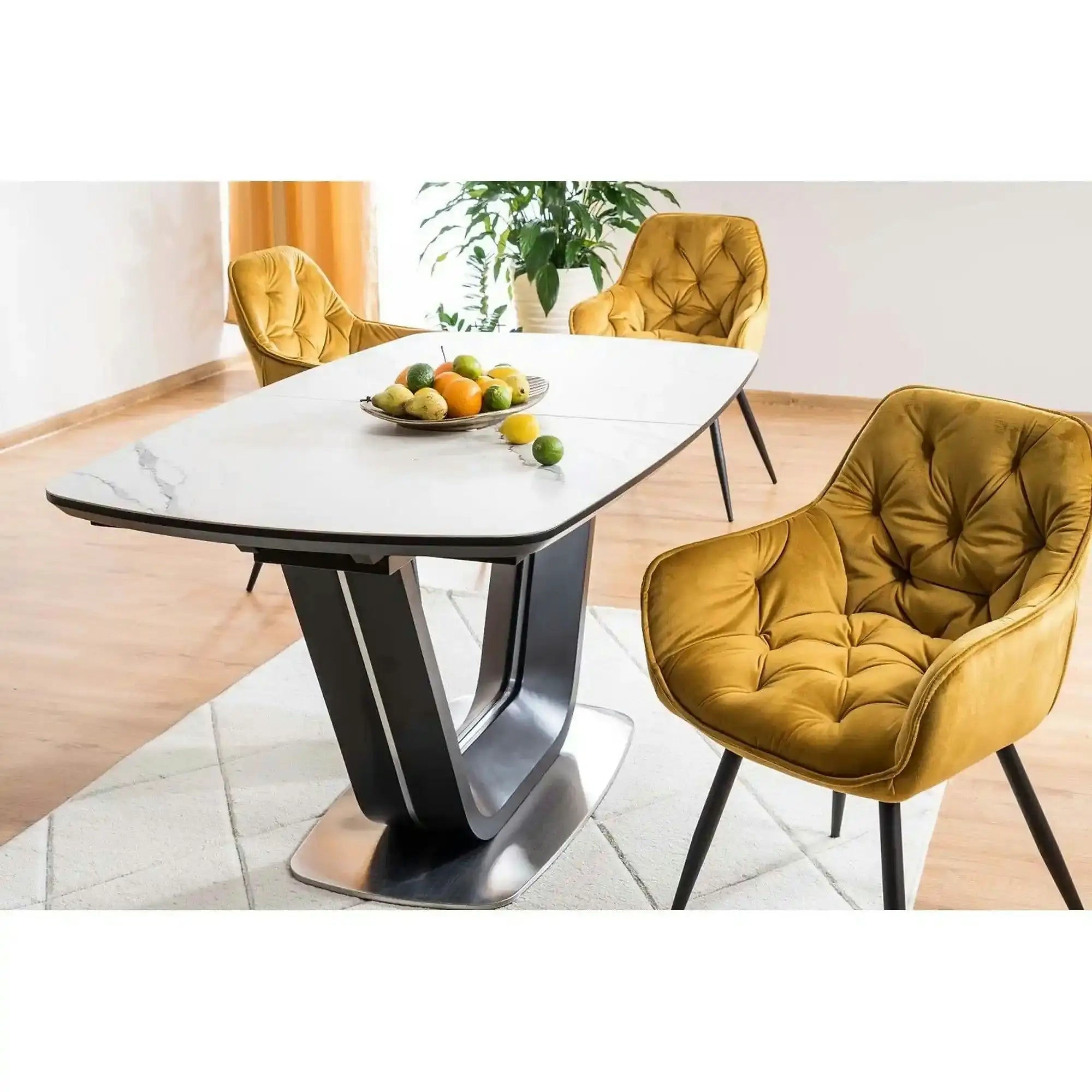 Scaun tapitat modern CHERRY, galben/negru, stofa catifelata/metal, 58x57x87 cm