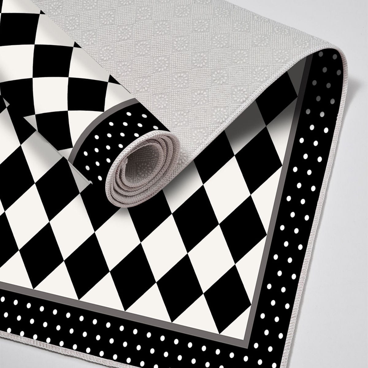 Set 2 covorase baie 510607, forma dreptunghiulara, poliester, negru/alb