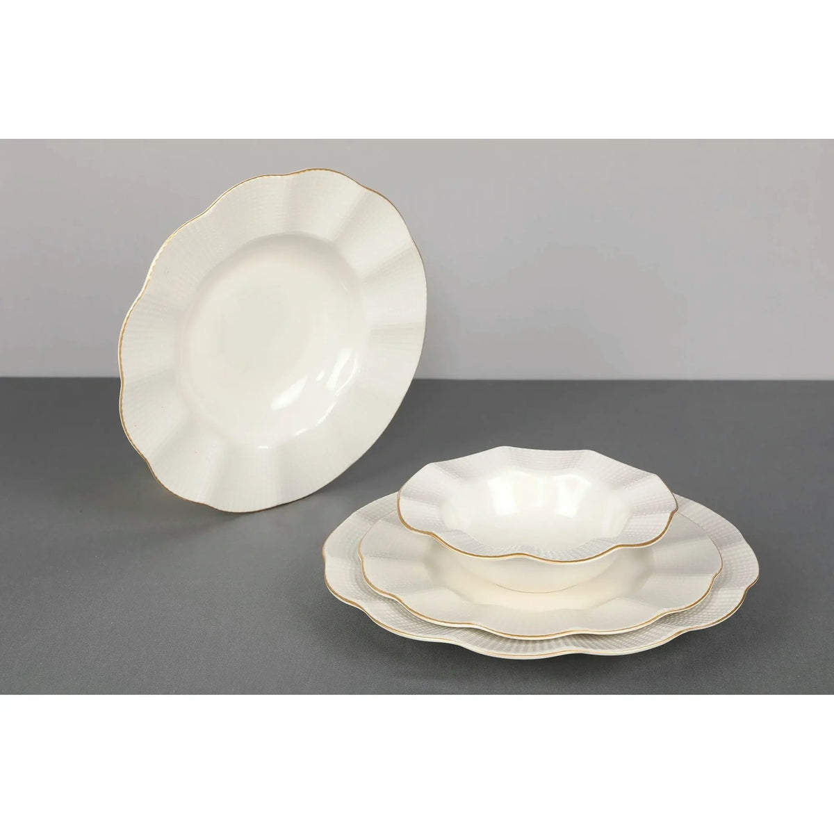 Set de cină MLN24Y2694R520, 24 piese, crem/auriu, porțelan