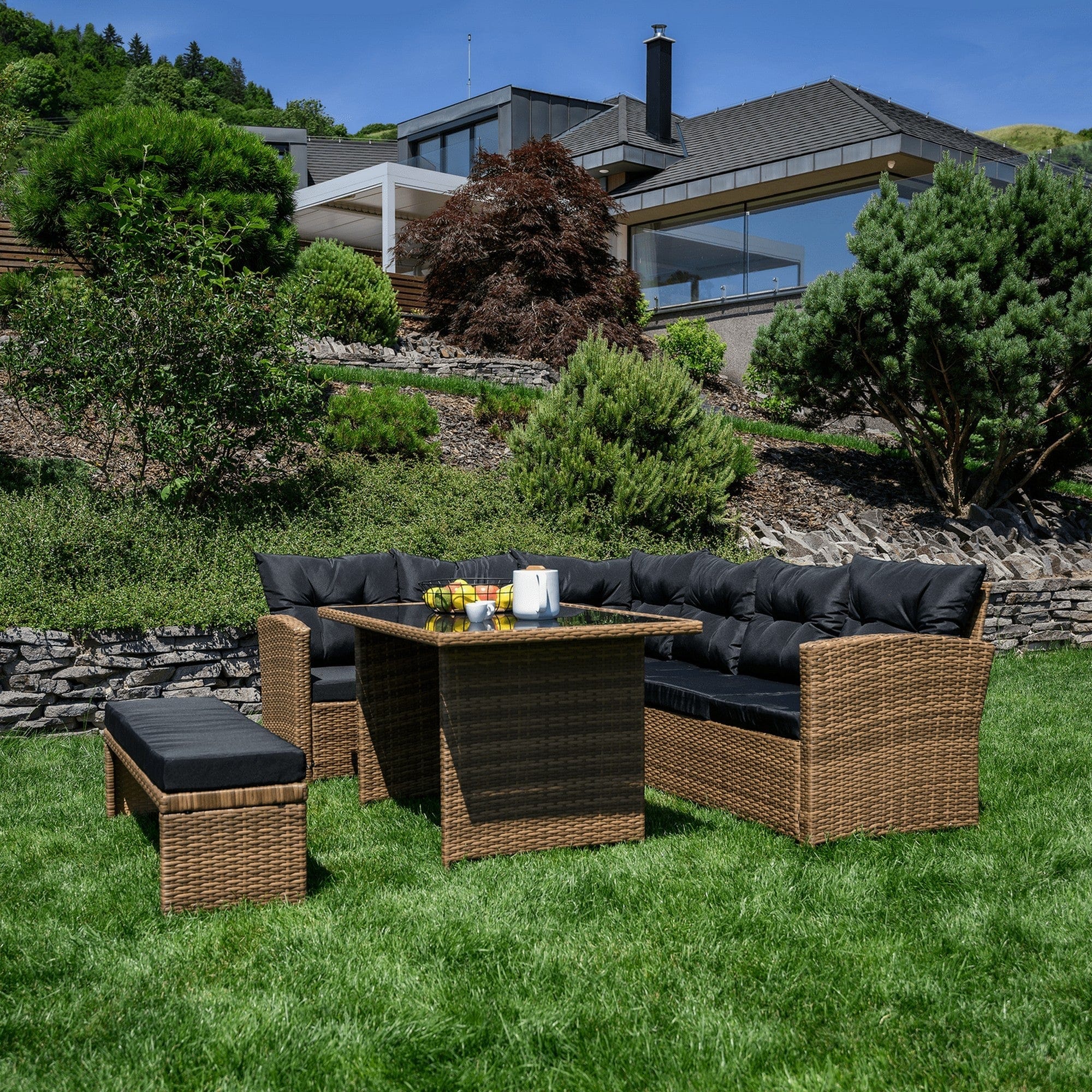 Set gradina MADUL, maro/negru, ratan sintetic/sticla temperata/metal, cu masa, banca si canapea