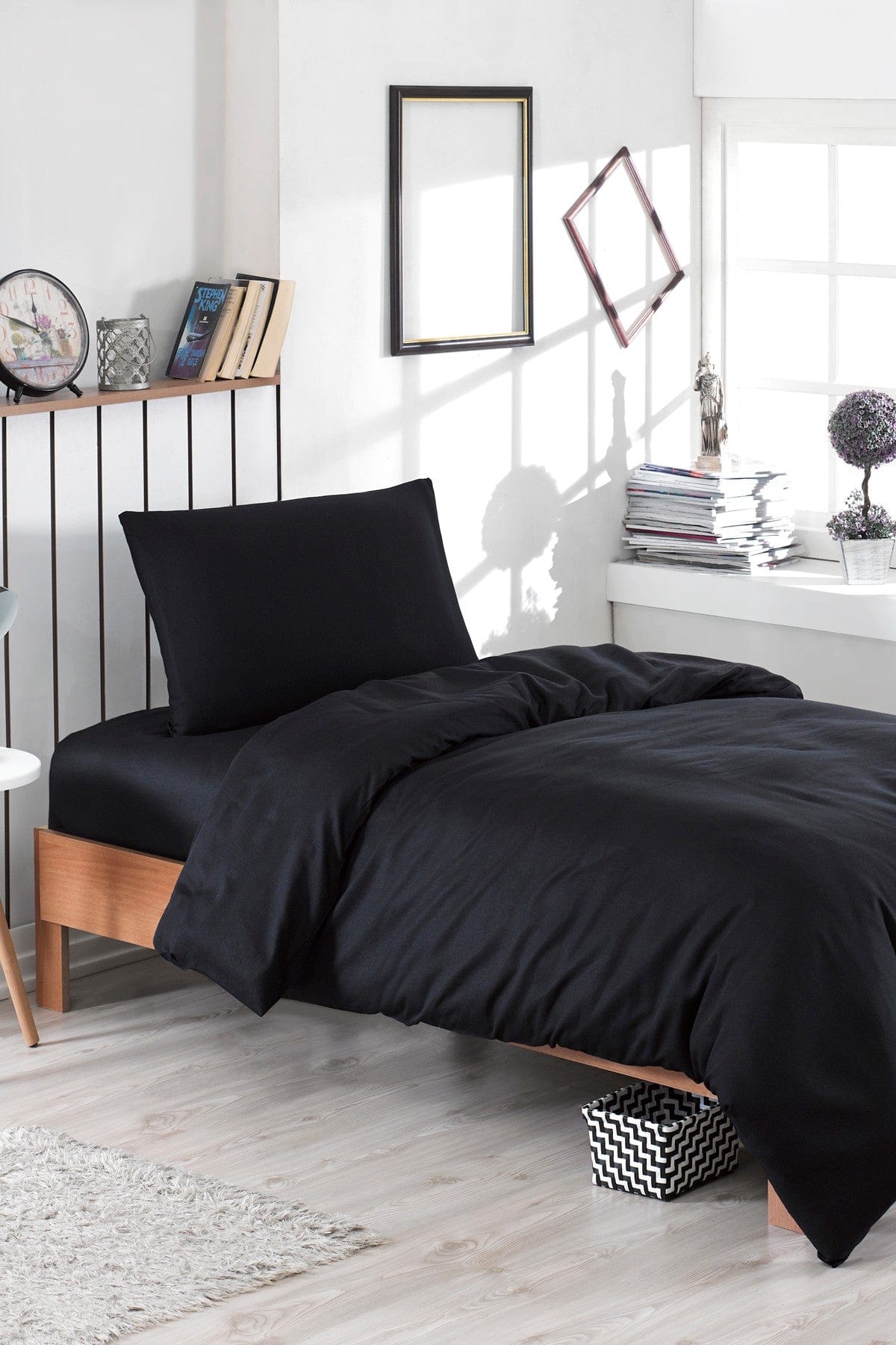 Set lenjerie pat DUZ BOYA, negru, bumbac/poliester, 200x220 cm, cu cearceaf pilota si 2 fete de perna