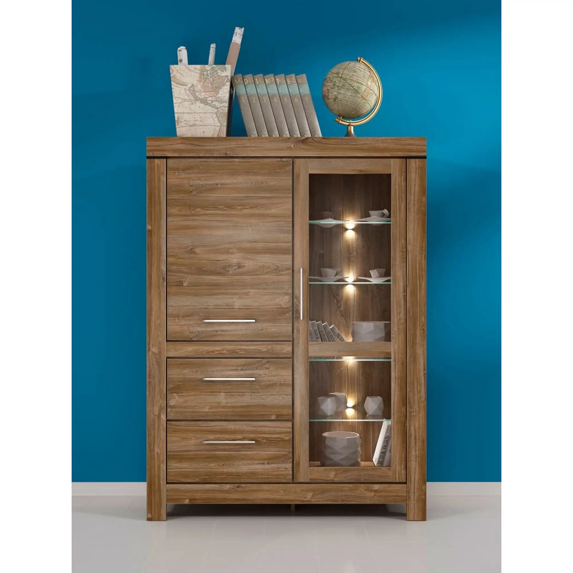 Vitrina GENT, stejar stirling, PAL, cu iluminare LED, 115x42x159 cm