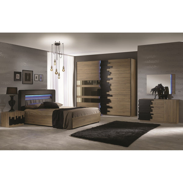 Set dormitor MOZART, stejar sonoma/negru, pat 160x200 cm cu somiera fixa, dulap, 2 noptiere, comoda, oglinda, iluminare LED