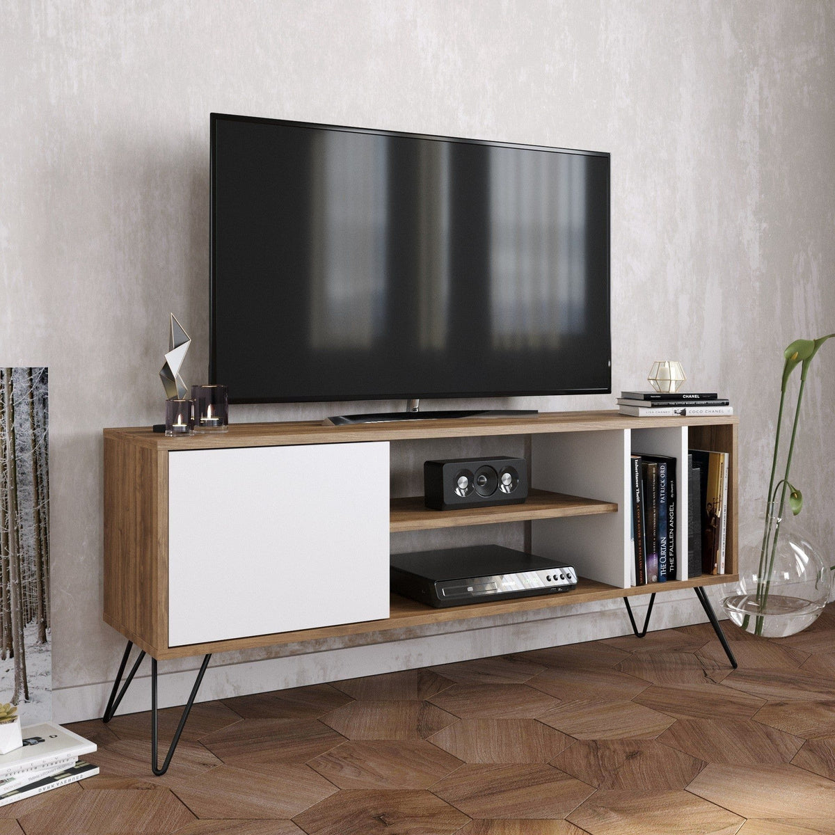 Comoda TV MISTICO-140, nuc/negru/alb, PAL melaminat, 140x36x59 cm