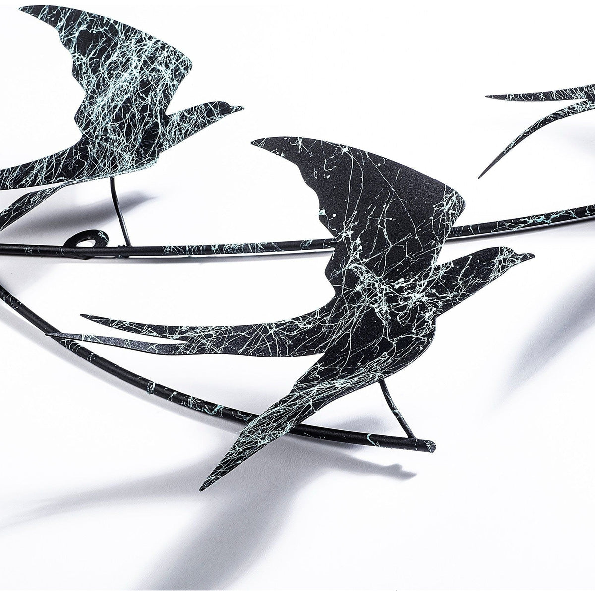 Decoratiune perete 930DYU1223, negru/alb, metal, 70x42 cm