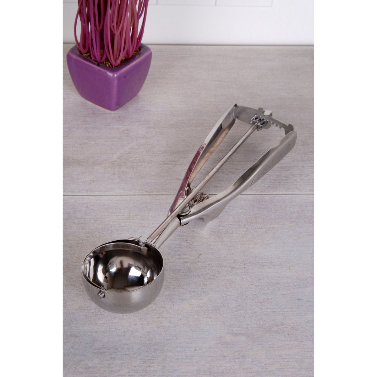 Lingura pentru inghetata C-ZZ-16027, crom, metal, 6x22 cm
