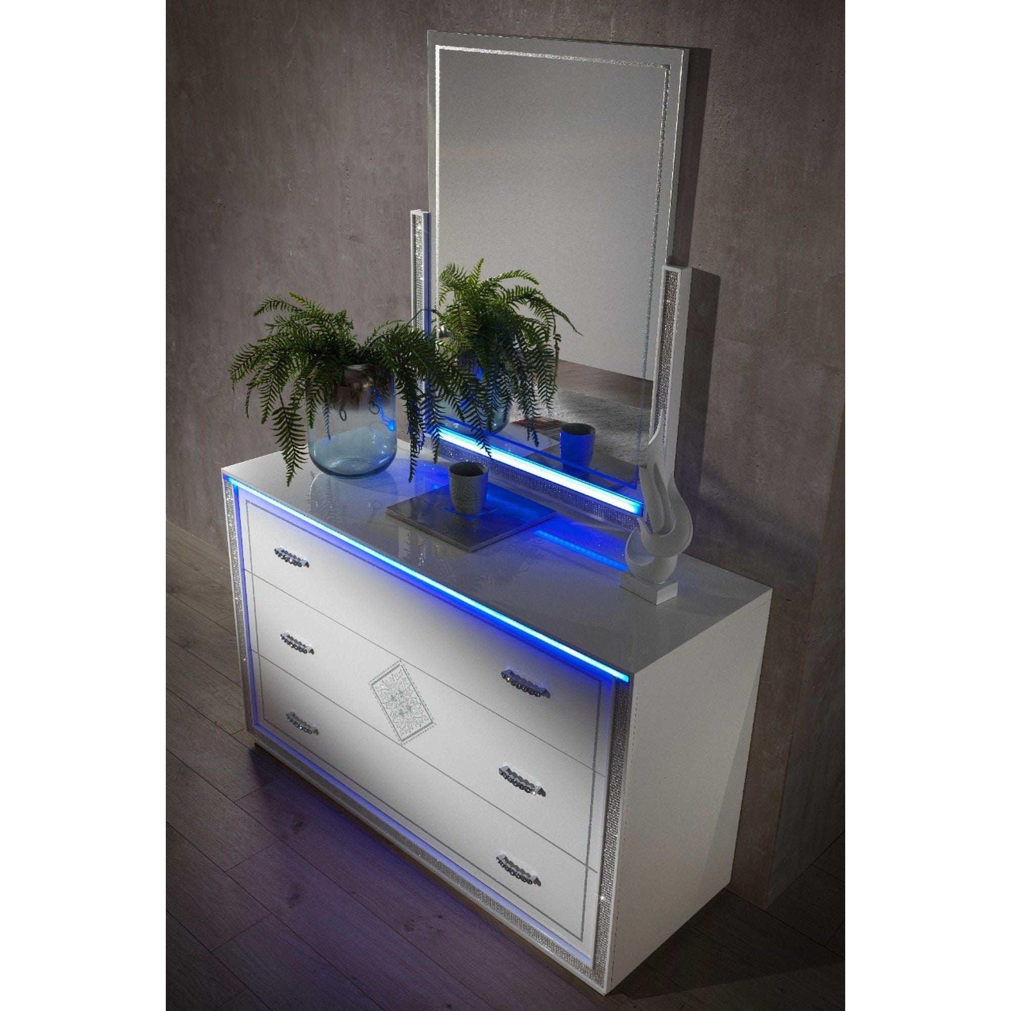 Set dormitor NEW GEMMA, alb lucios, pat 160x200 cm cu somiera fixa, fara lada de depozitare, dulap cu 6 usi, 2 noptiere, comoda, oglinda, iluminare led