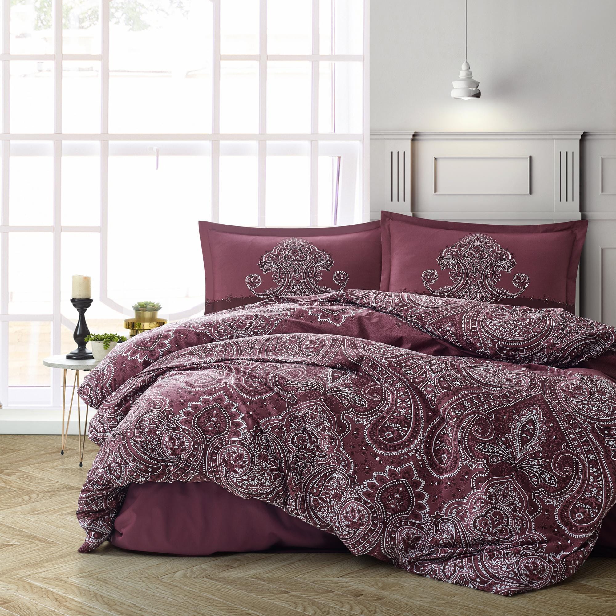 Set lenjerie pat clasy king size PULSE V2, bumbac, visiniu, 240x260 cm, cearceaf pat, cearceaf pilota si 2 fete de perna