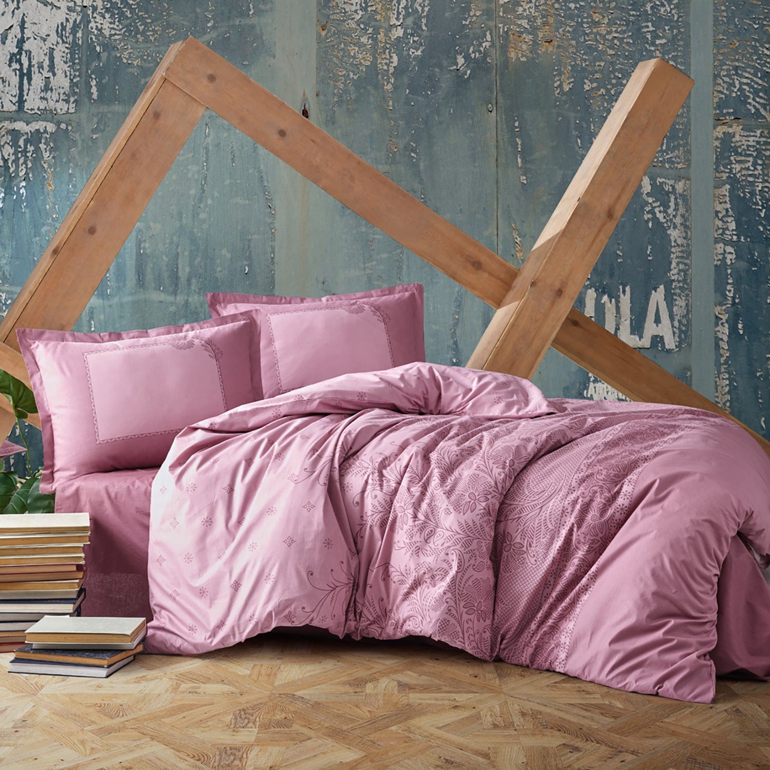 Set lenjerie pat clasy king size RISA V2, bumbac, roz, 240x260 cm, cu cearceaf pat, cearceaf pilota si 2 fete de perna