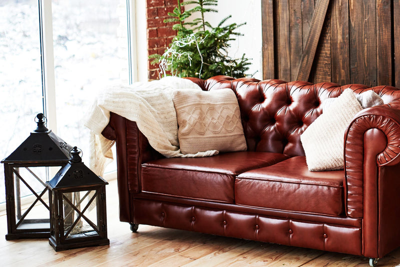 Istoria canapelei Chesterfield - eleganță în stil clasic britanic în propria casă - ACAJU 
