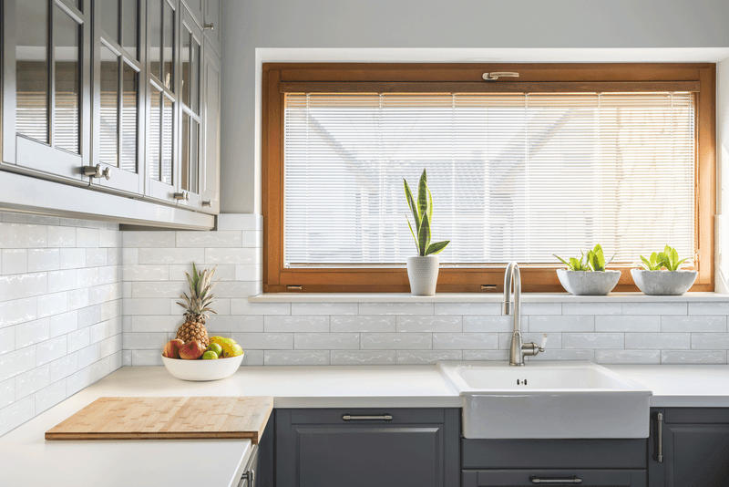 Cum decorăm fereastra de la bucătărie: idei practice și de efect - ACAJU 