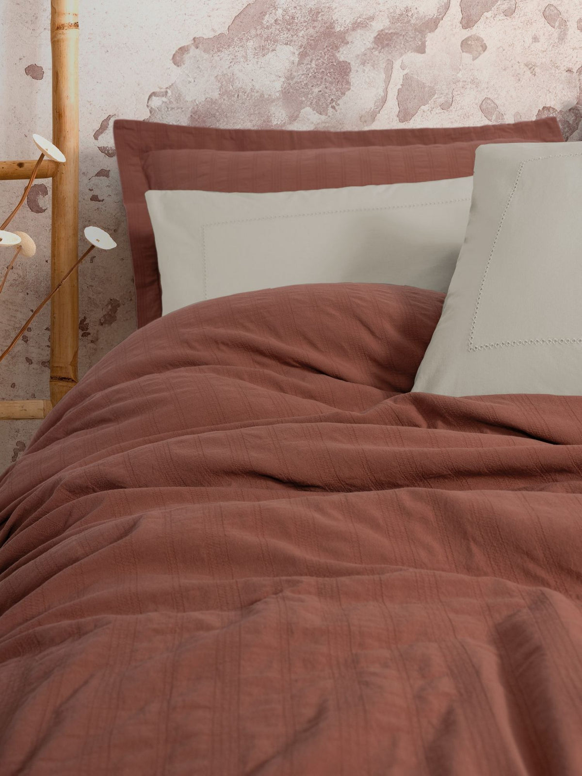 Set cuvertură pichet pat dublu, Vilo - Tile Red, Roșu cărămidă