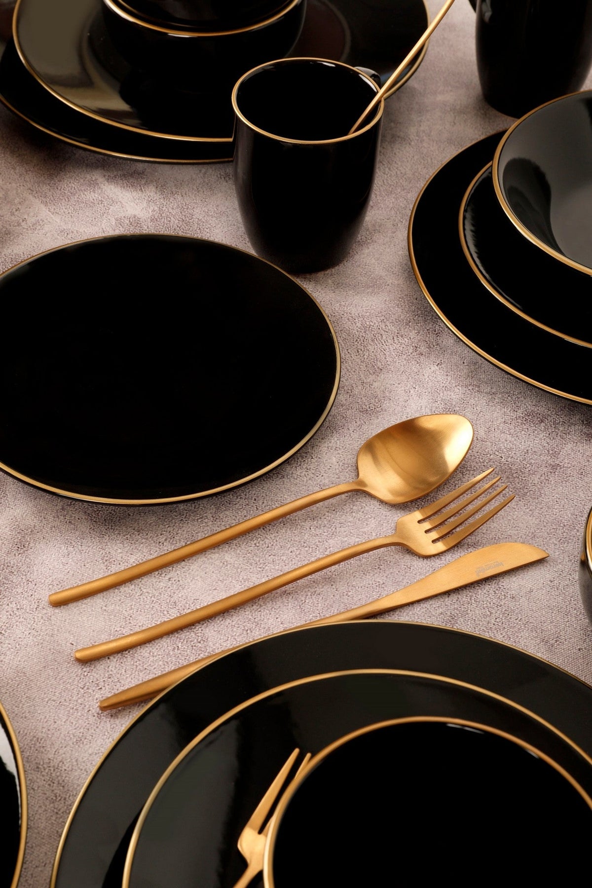 Set veselă ceramică (30 piese), TY040030F650A841600MAA4Y00, Negru