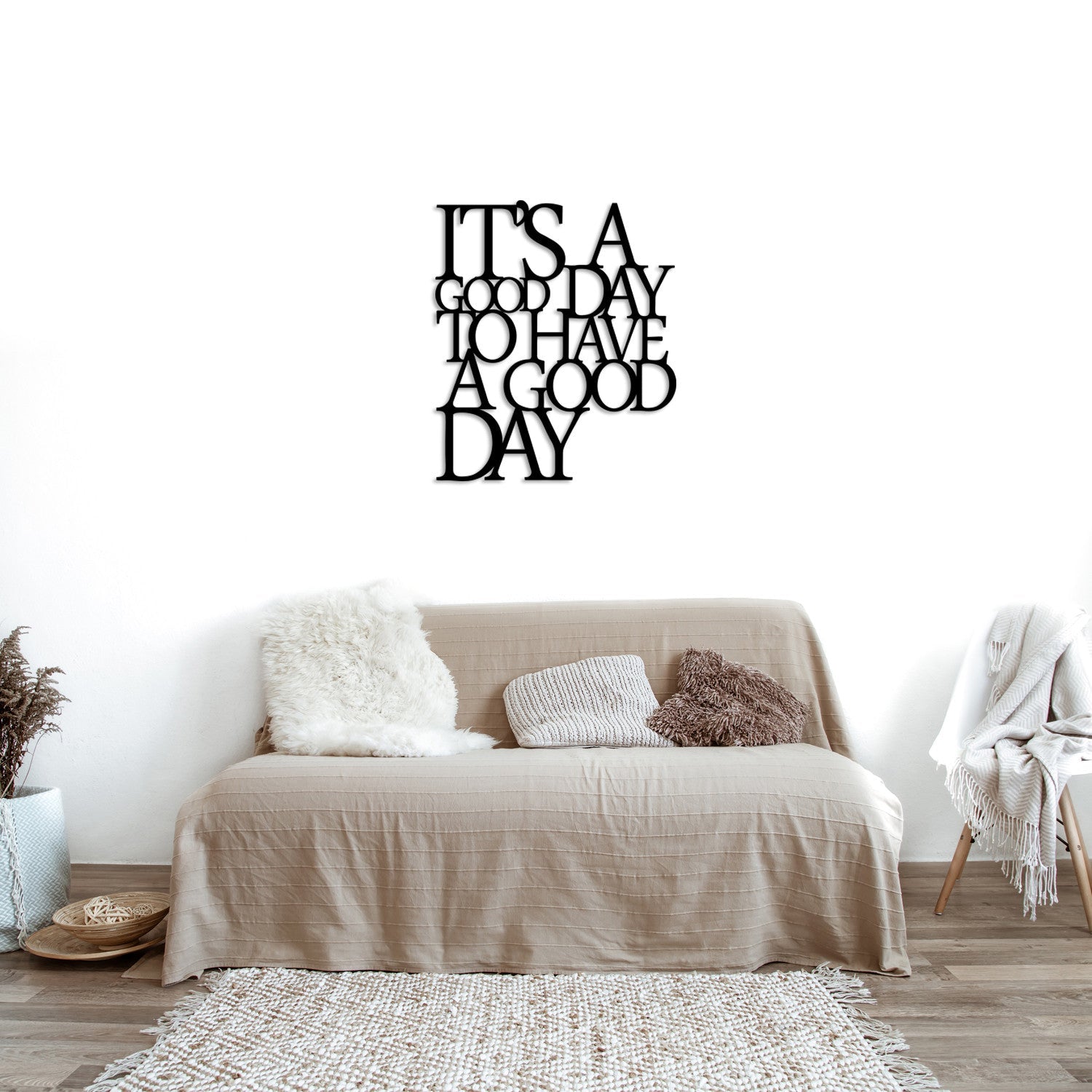 Accesoriu decorativ metalic de perete, Its A Good, Negru