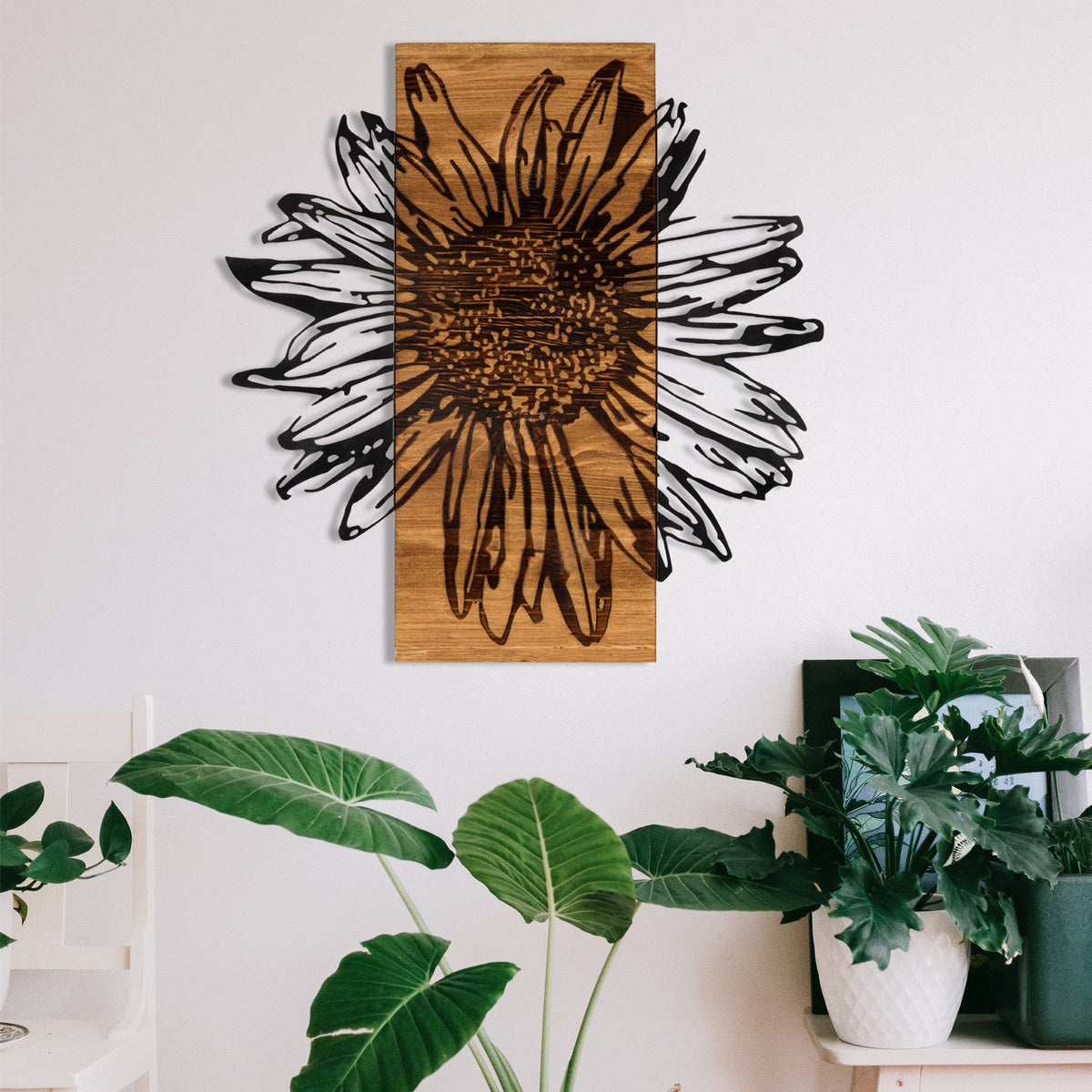 Accesoriu decorativ din lemn de perete, Daisy, Negru / Nuc