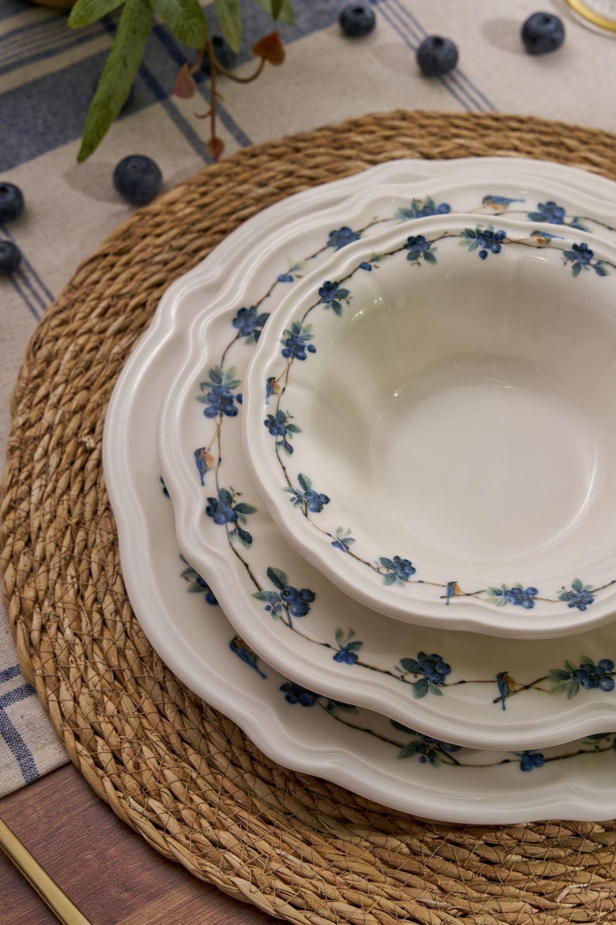 Set veselă (24 piese), Blueberry, Alb / Albastru / Verde