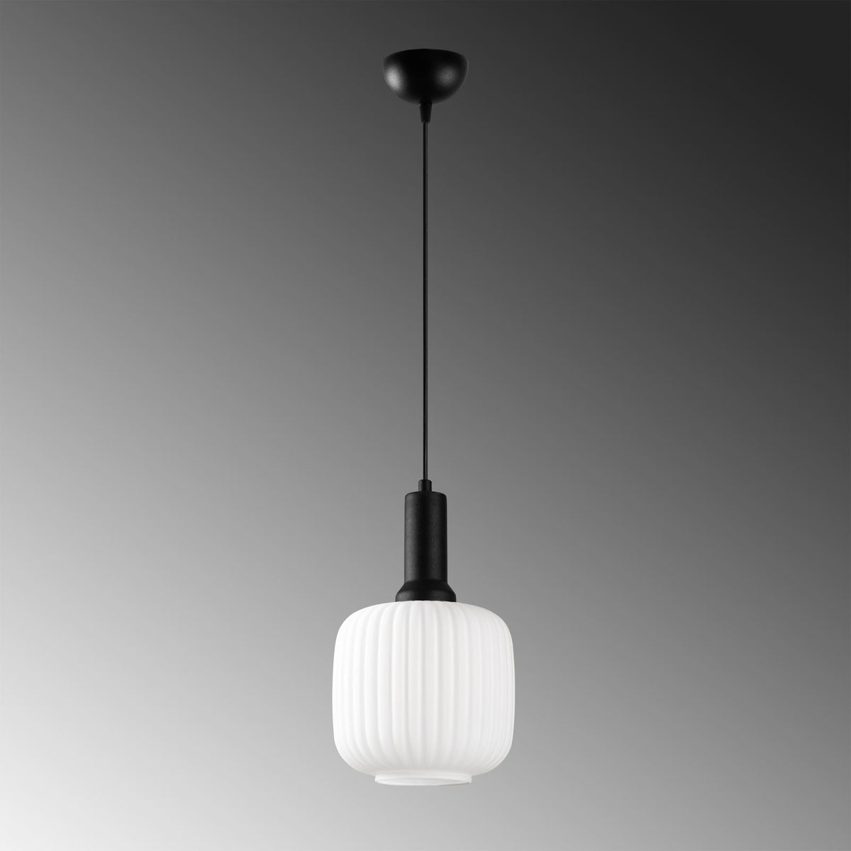 Candelabru, Asker - 15187, Negru