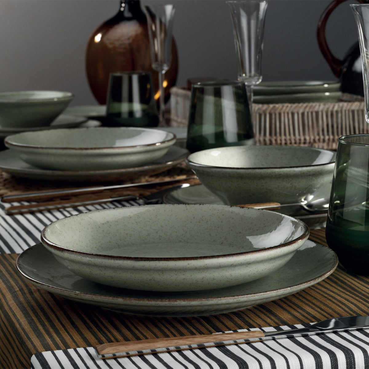 Set veselă (18 piese), MOD18Y2730P03, Verde