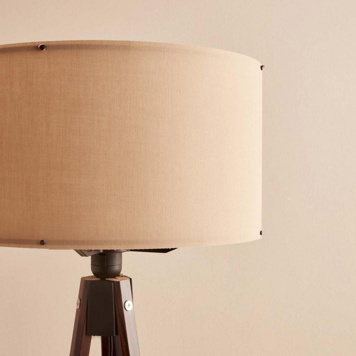 Lampadar, AYD-3454, Vizon / Maro