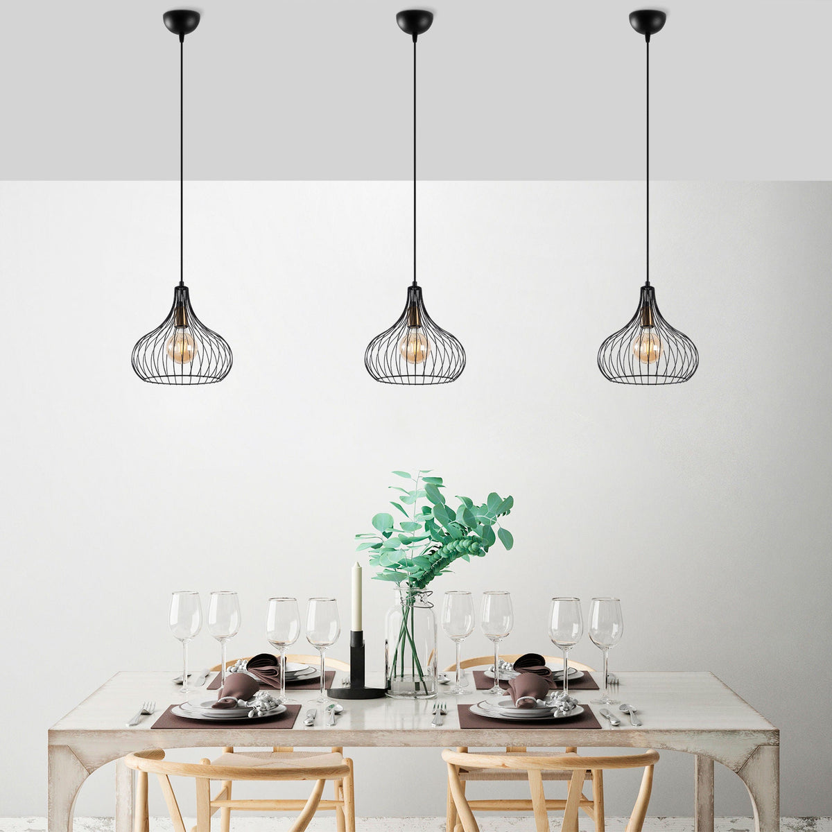 Candelabru, Teldamla - 11905, Negru / Antic