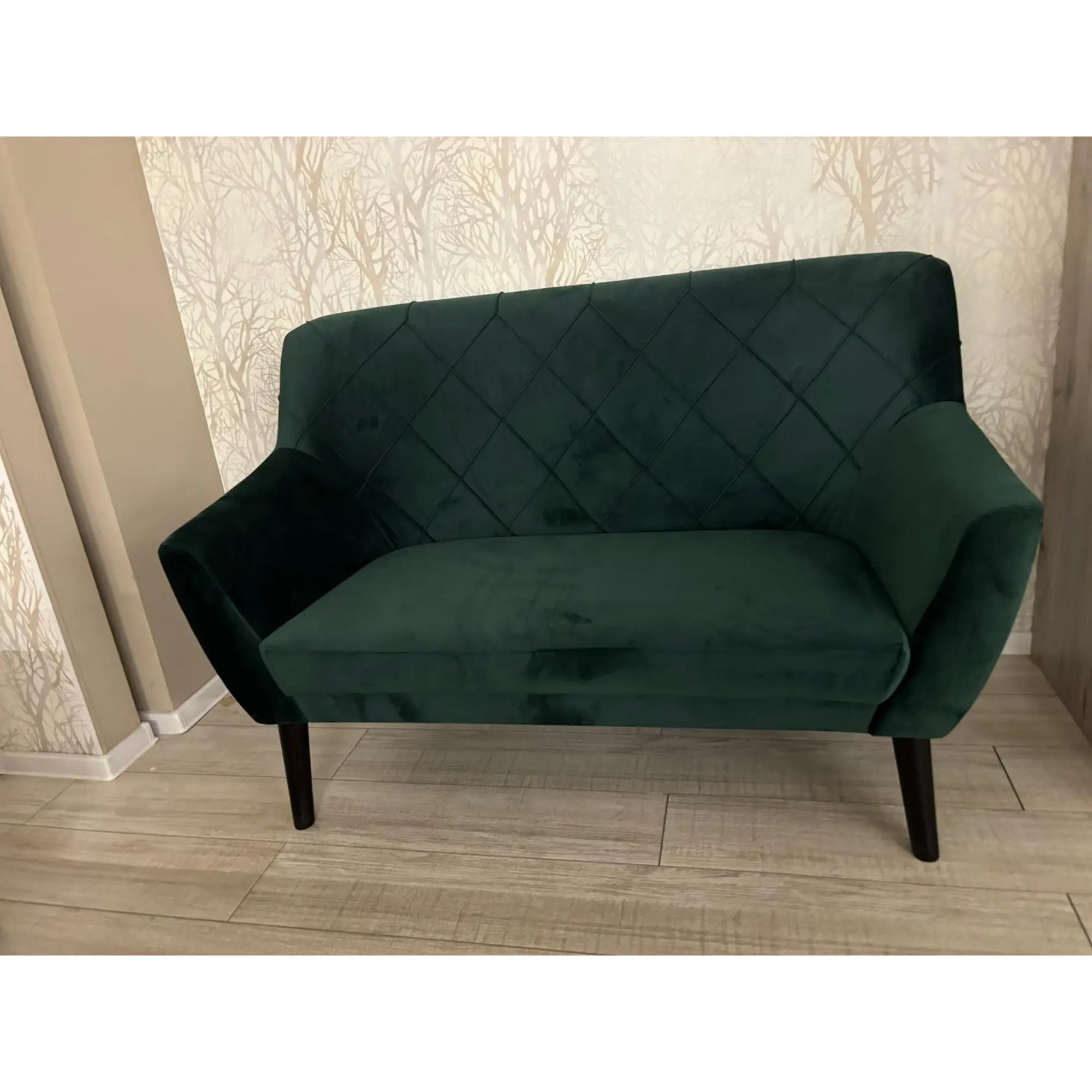 PRODUS RESIGILAT - Canapea KIER 2, stofa catifelata verde, 136x75x90 cm