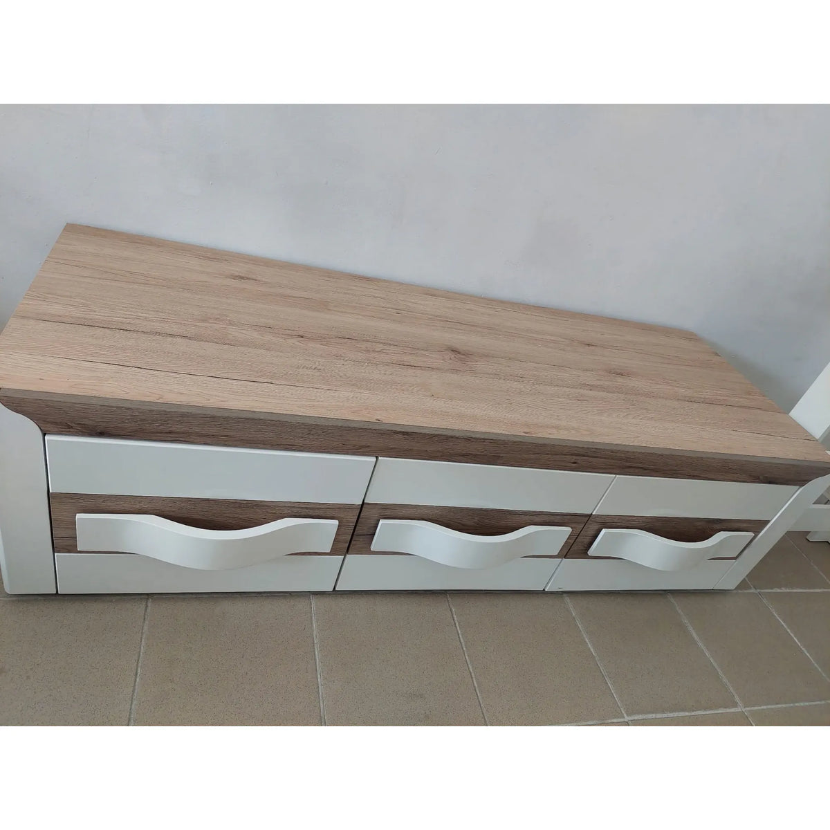 PRODUS RESIGILAT - Comoda TV PASSIONATA, alb/stejar, PAL, 165x59x45 cm