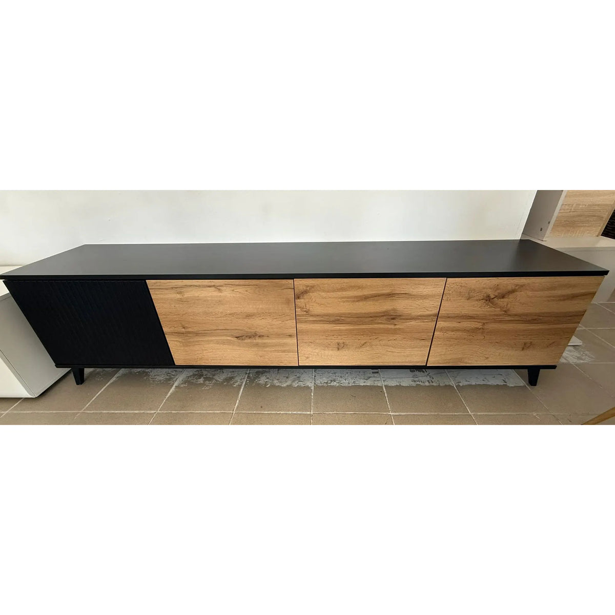 PRODUS RESIGILAT - Comoda TV RANDOM, stejar wotan/negru, PAL, 200x40x52 cm