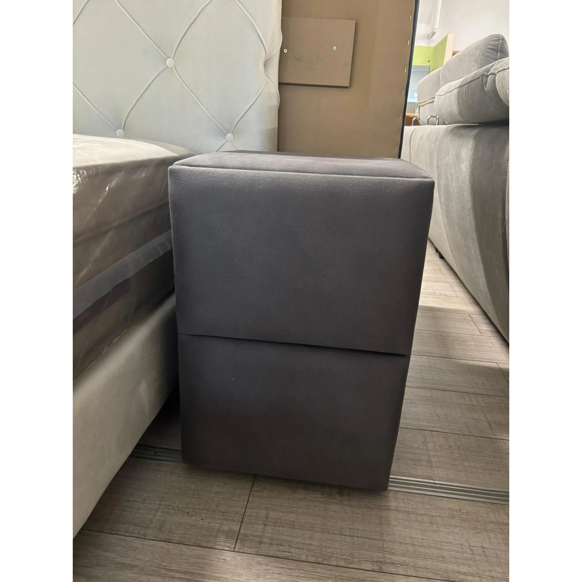 PRODUS RESIGILAT - Noptiera Lateks Comfort, gri, stofa, 50x45x50 cm