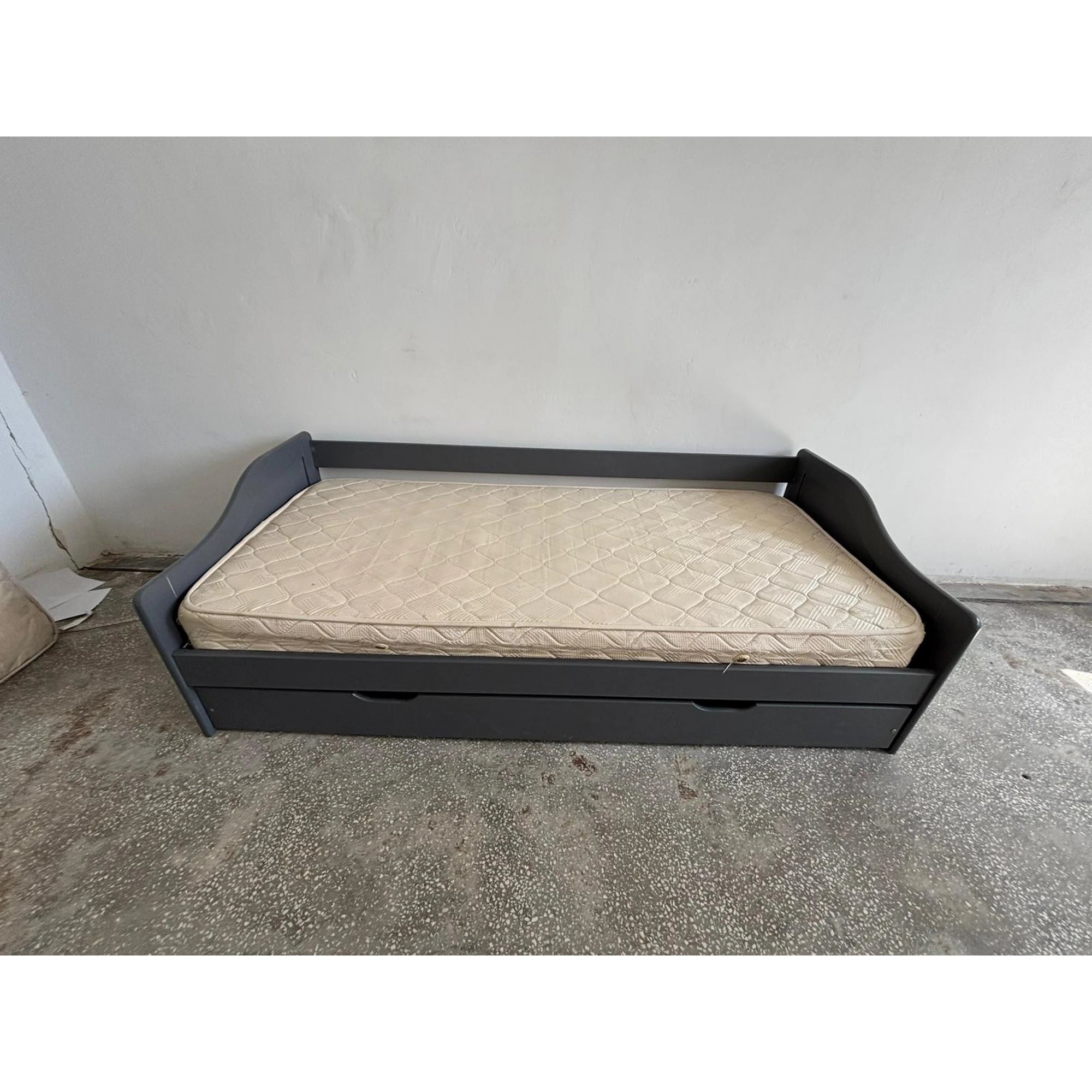 PRODUS RESIGILAT - Pat extensibil LAURA NEW 90x200, gri, lemn/metal, cu somiera