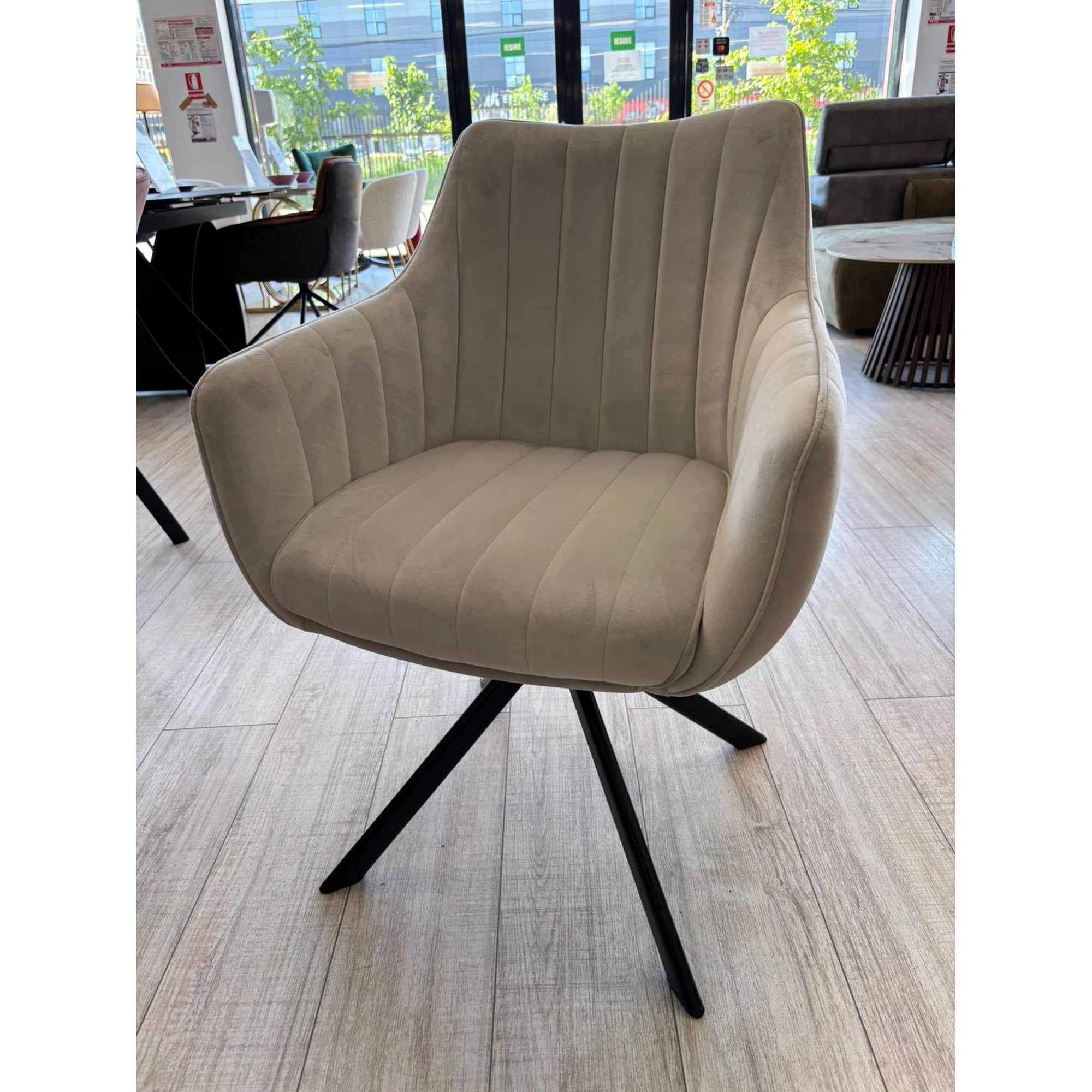 PRODUS RESIGILAT - Scaun living rotativ AZALIA, gri deschis/negru, stofa catifelata/metal, 61x44x86 cm