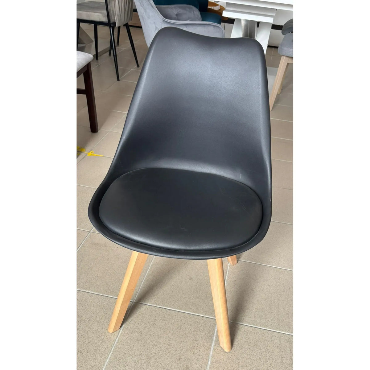 PRODUS RESIGILAT - Scaun BALI 2 NEW, negru/fag, piele ecologica/plastic/lemn, 48x56x81 cm