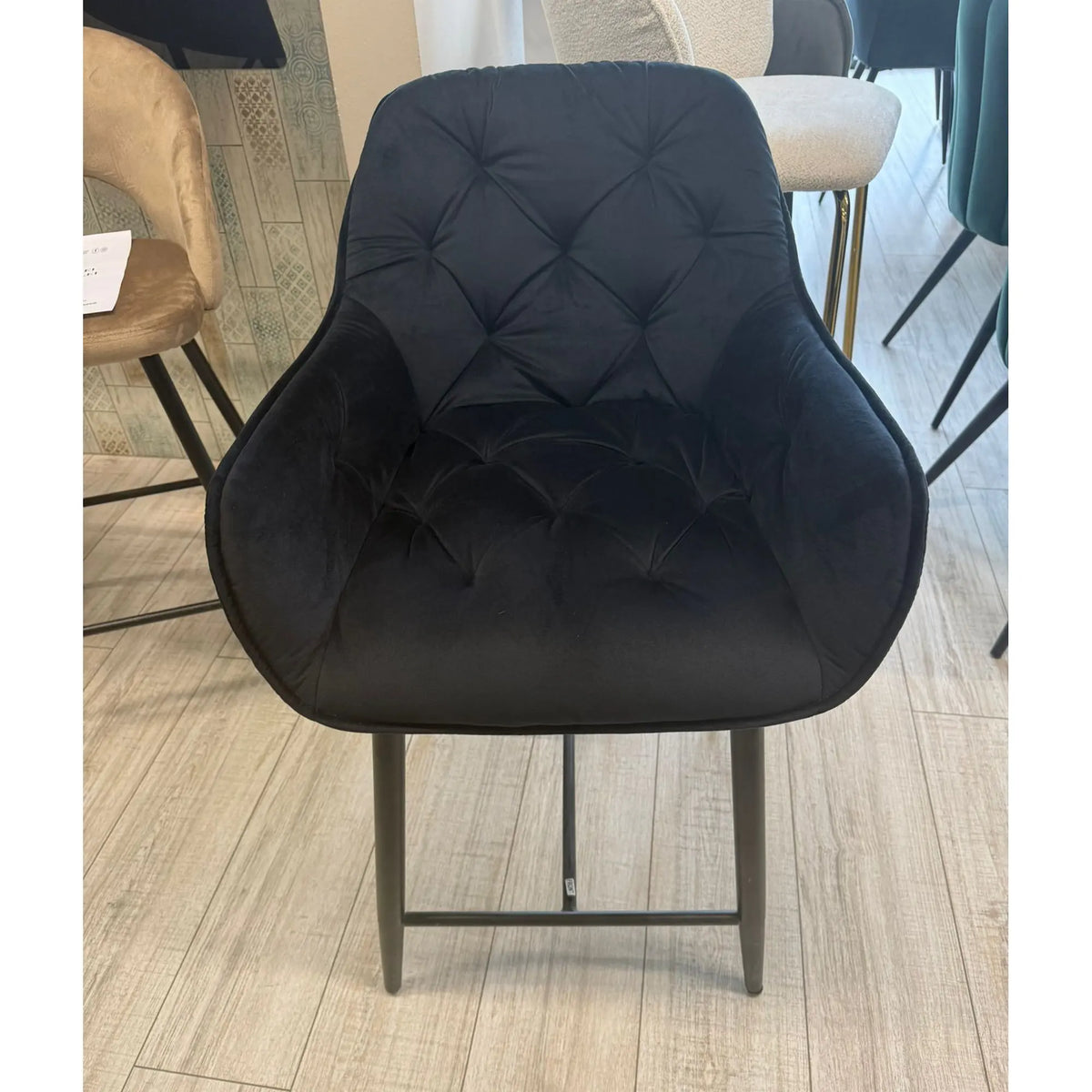 PRODUS RESIGILAT - Scaun bar CHERRY H-2, negru, stofa catifelata/metal, 56x40x87 cm