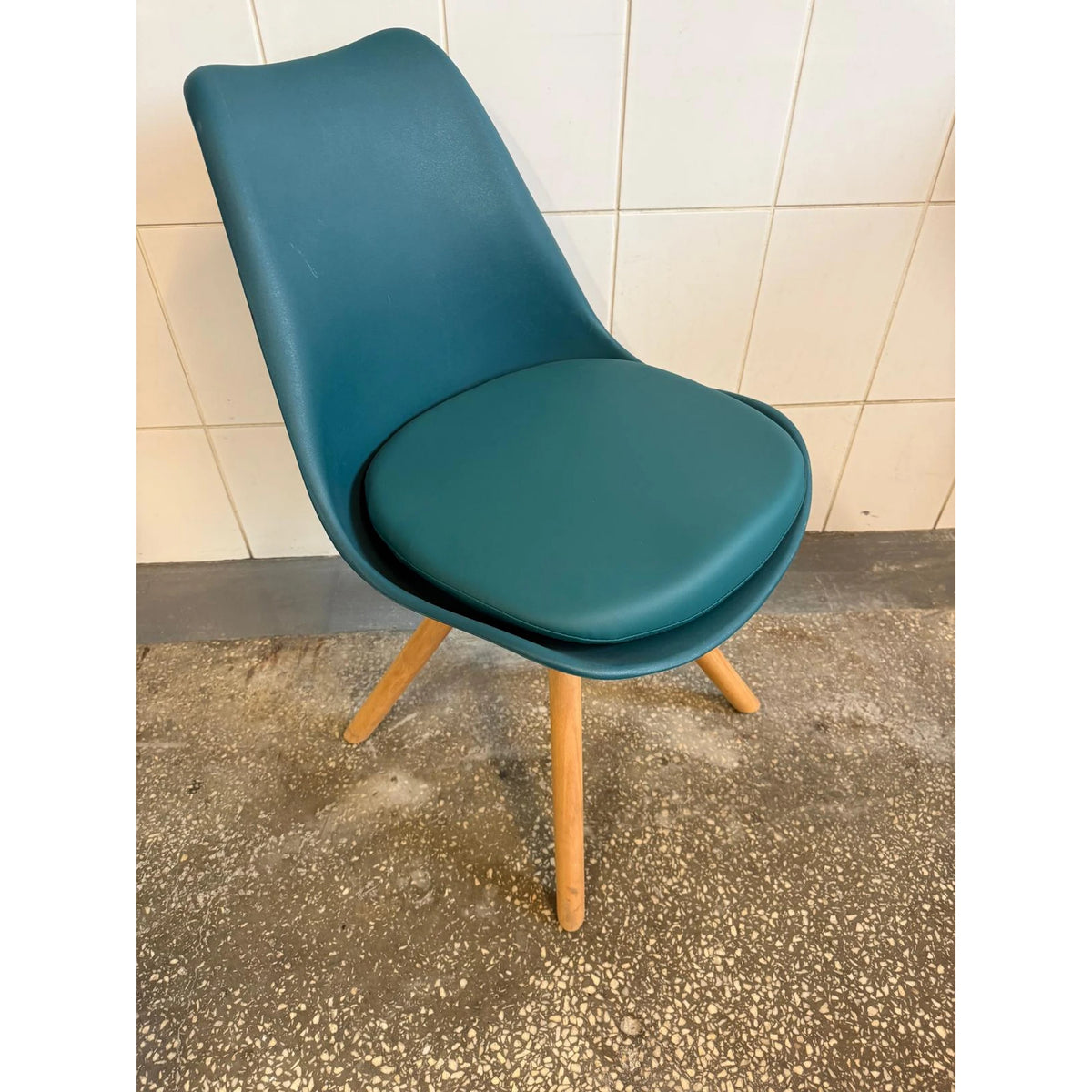 PRODUS RESIGILAT - Scaun K201, turcoaz/fag, piele ecologica/lemn de fag, 48x47x80 cm