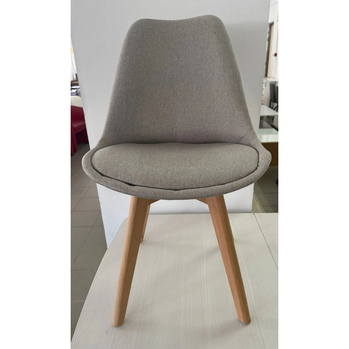 PRODUS RESIGILAT - Scaun K303, bej, stofa clasica/lemn, 48x54x83 cm